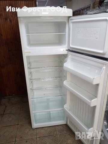 Бежав хладилник с горна камера ретро дизайн 2 години гаранция!, снимка 2 - Хладилници - 42914606