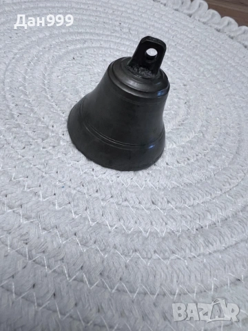 Старинна бронзова камбанка , снимка 3 - Антикварни и старинни предмети - 53351229