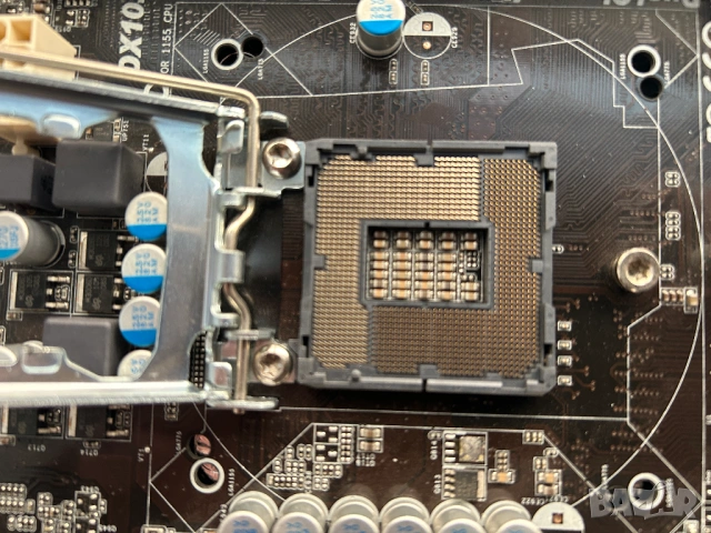 Дънна платка ASRock H61M-GS, снимка 4 - Дънни платки - 53042252