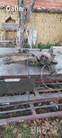 Носачи,апарати,дискове и шенкели vw t3, снимка 2 - Части - 34948431