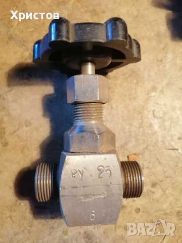 Продавам кранове , снимка 3 - Други машини и части - 36759380