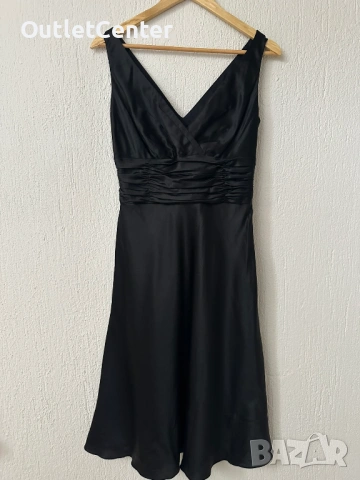 Нова елегантна рокля от копринена смес Monsoon, снимка 2 - Рокли - 54144866