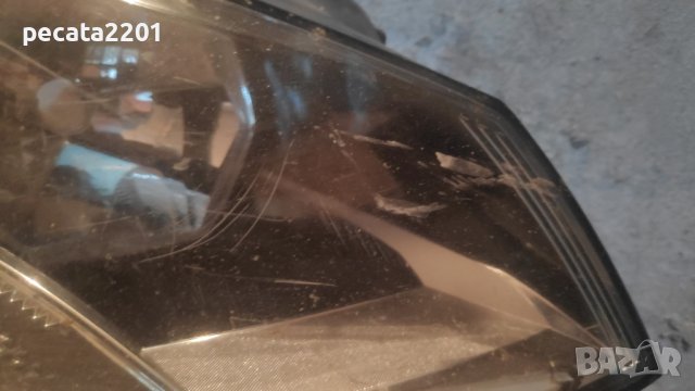 Продавам - ориинален десен рефлекторен фар за Голф 7 за ремкнт или части, снимка 3 - Части - 44350533
