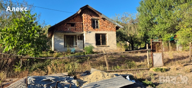 Продава  Къща  3-СТАЕН област София, с. Огоя