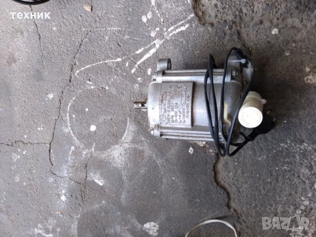 Вибро мотори , вибромотори , за бункери , за пелети , за сито , за сита , за вибриращи плочи !