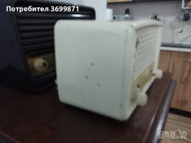 Старо радио Филипс., снимка 4 - Антикварни и старинни предмети - 52420143