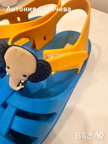 Детски сандала Ipanema, снимка 5 - Детски сандали и чехли - 51386700