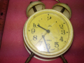 SLAVA MADE in USSR Стар КОЛЕКЦИОНЕРСКИ РУСКИ БУДИЛНИК МЕХАНИЧЕН НАСТОЛЕН ЧАСОВНИК СЛАВА СССР 30783, снимка 8