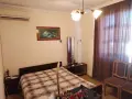 🏡 Етаж от къща в Трявна с двор, гараж и търговско помещение – 120 000 € Предлага се просторен втор, снимка 3
