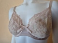 Сутиен 75D, бежов, дантела, с банел Chantelle, снимка 2