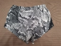Къси панталонки Nike dri fit размер S, снимка 2
