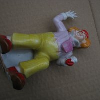 Порцеланова статуетка фигурка клоун-2, снимка 2 - Антикварни и старинни предмети - 31734818