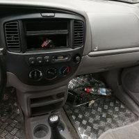 Mazda Tribute 2.0i на части , снимка 7 - Автомобили и джипове - 31028972