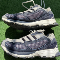 Маратонки adidas, снимка 1 - Детски маратонки - 44915162