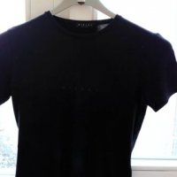 Тишърт Sisley, размер S, черен, снимка 4 - Тениски - 34187931