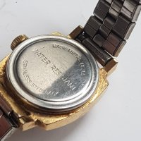 Дамски механичен позлатен часовник Timex, снимка 6 - Антикварни и старинни предмети - 39093860
