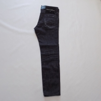 нови дънки dsquared2 панталон долнище оригинални мъжки размер 48/M, снимка 5 - Спортни дрехи, екипи - 44590156
