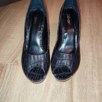 Дамски обувки, снимка 1 - Дамски обувки на ток - 40841031