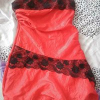 Червена рокля л с етикет, снимка 2 - Рокли - 29339072