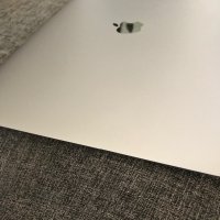 15,4” MacBook A1990-дисплей, снимка 2 - Лаптопи за работа - 42624734