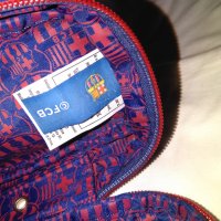Барселона несесер чантичка официален продукт нов 225х91х42мм, снимка 12 - Футбол - 36617459
