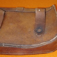 Стара кожена чантичка, снимка 4 - Антикварни и старинни предмети - 44309482