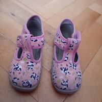 Пантофи 24 номер , снимка 1 - Детски обувки - 44259823