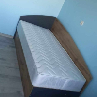 Продавам Ако имате интерес пишете единични легла гардероб чисто нови , снимка 1 - Спални и легла - 44669107