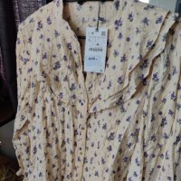 Блуза Zara с флорални мотиви , снимка 1 - Блузи с дълъг ръкав и пуловери - 36775900