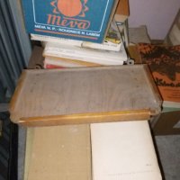 Дървена стойка за радиоточки и др. от соца, снимка 2 - Антикварни и старинни предмети - 42634461