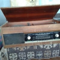 Стар радиограмофон Акорд 102-71, снимка 1 - Антикварни и старинни предмети - 39471735