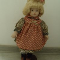 № 6463 стара порцеланова кукла   - със стойка  - височина 40 см , снимка 5 - Други ценни предмети - 37757970