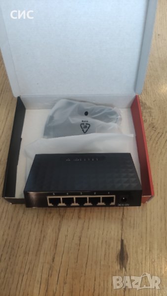 Суич 5 порта гигабитов 10/100/1000, подходящ за видеонаблюдение, снимка 1