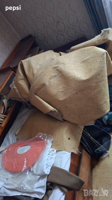 Подарявам мокет, снимка 1