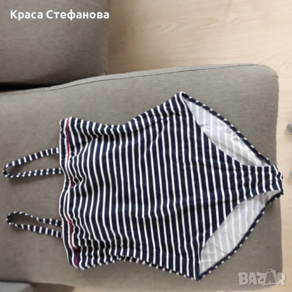 Цял бански, снимка 1