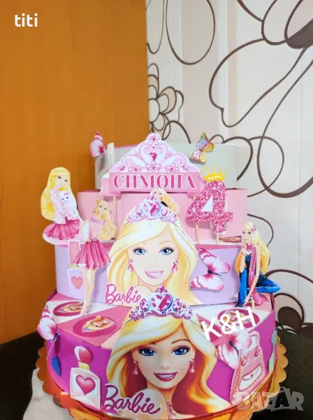 Картонена торта Барби, снимка 1