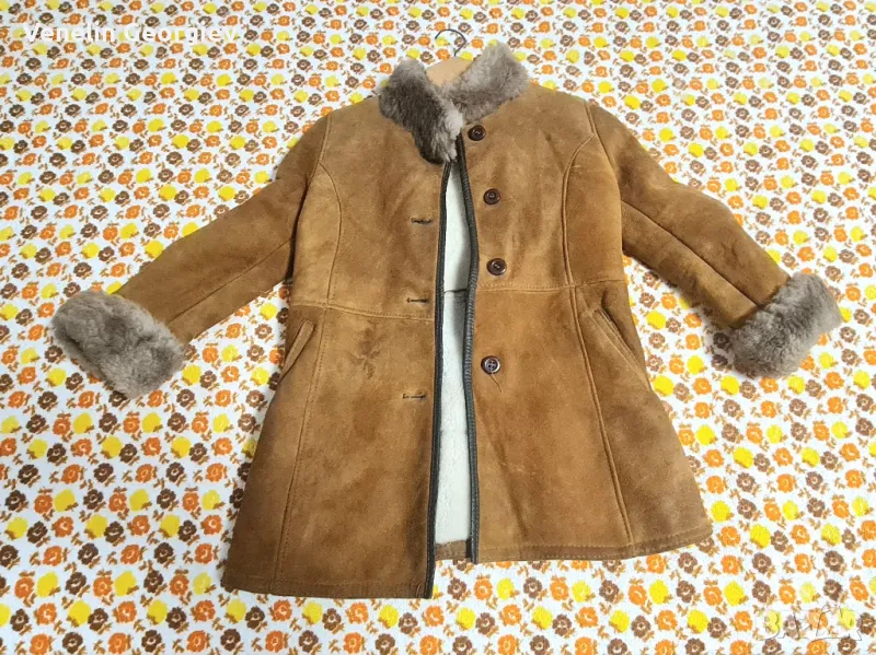 Кожухче от естествена кожа от завод ,,Свобода". Размер 32, за момиче, снимка 1