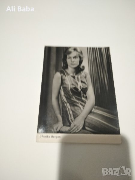Картичка/снимка германската актриса Моника Бърген , снимка 1