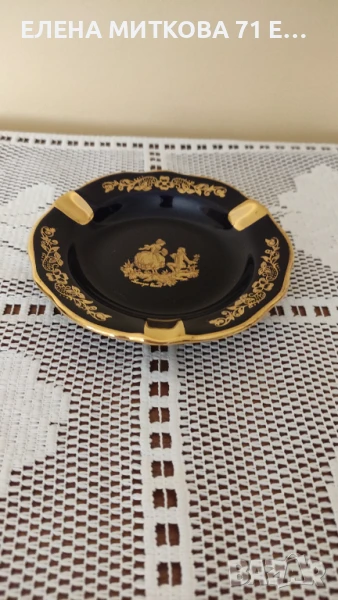 Прекрасен пепелник от фин лиможки порцелан в кобалтово синьо с 22 карата злато, снимка 1