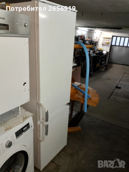 Хладилник с фризер AEG, снимка 1