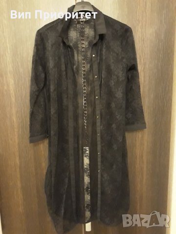 Много луксозна копринена горница в черно, марка KIKI RIKI  с конусовидни ефектни копчета, снимка 8 - Туники - 37446306