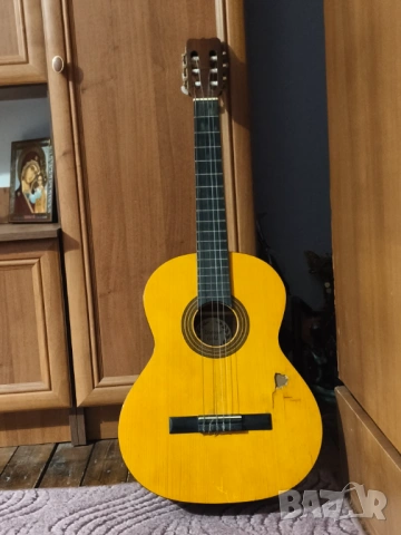 Продавам акустична китара , снимка 4 - Китари - 53879589