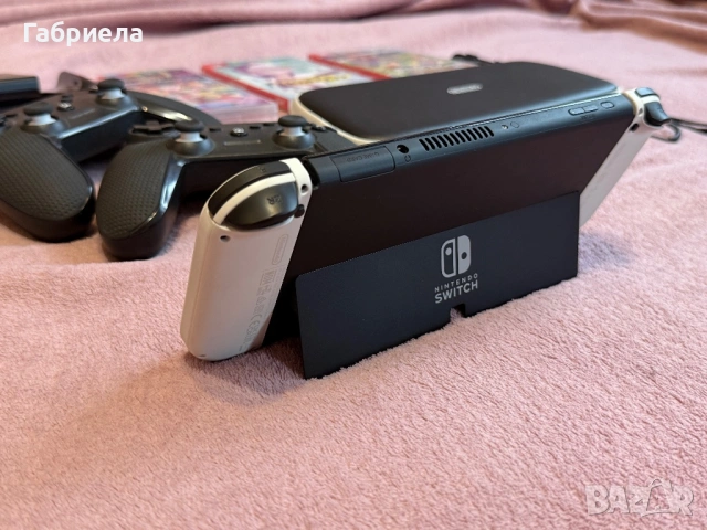 Nintendo Switch OLED White, снимка 8 - Nintendo конзоли - 53933668