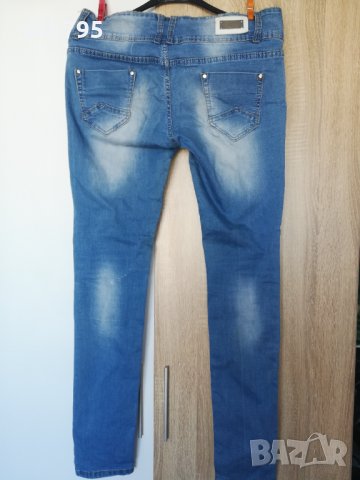 Дамски дънки, снимка 3 - Дънки - 38111542