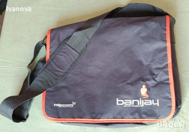 Френска чанта на Banijay Entertainment за лаптоп
