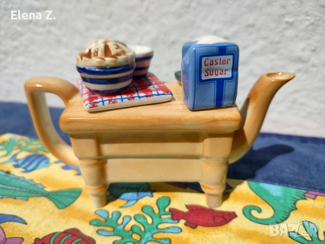 Малък колекционерски чайник на Paul Cardew масичка печива, снимка 5 - Колекции - 52344544