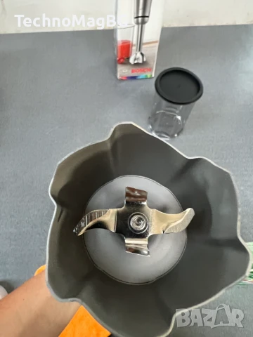 Пасатор Bosch MaxoMixx MS8CM6110 ,1000 W, снимка 4 - Чопъри и пасатори - 51321257