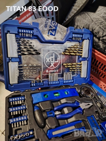 Комплект свредла, битове и инструменти LUX, 101 части, снимка 3 - Куфари с инструменти - 52928961