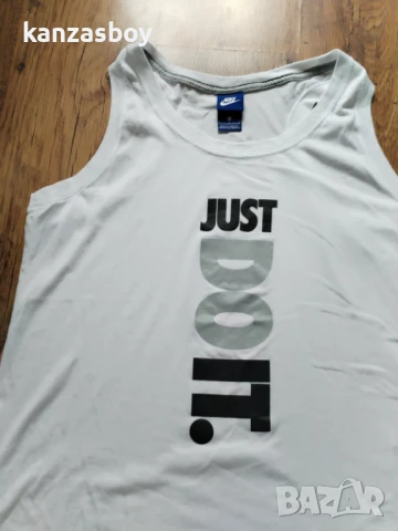 Nike - страхотен дамски потник Л КАТО НОВ , снимка 3 - Тениски - 50673627