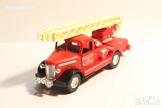 1/55??? ПОЖАРНА КОЛИЧКА КАМИОН МОДЕЛ, снимка 2 - Колекции - 53341663